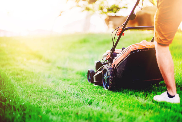 Close up details of industrial lawnmower, machinery. Gardening details and landscapin - Fotoğraf, Görsel