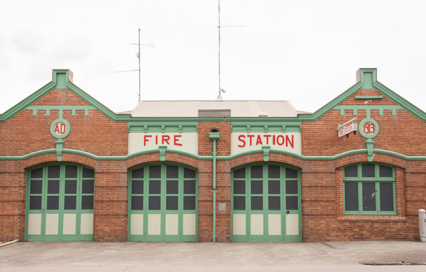 Estación de bomberos retro
 - Foto, Imagen