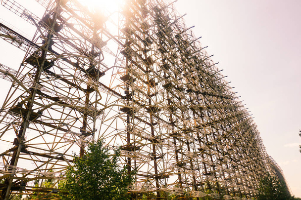 Çernobil Yasak Bölge, Ukrayna 'da eski askeri Duga radar sistemi. - Fotoğraf, Görsel