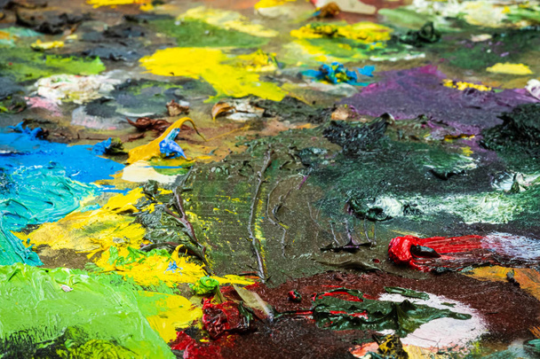 Maler Farbpalette, Acryl und Ölfarbe mehrfarbig - Foto, Bild