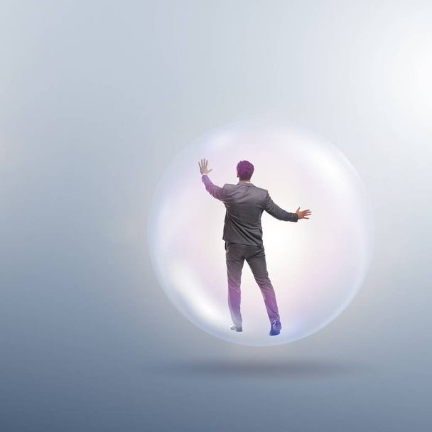 Uomo d'affari che vola dentro la bolla - Foto, immagini