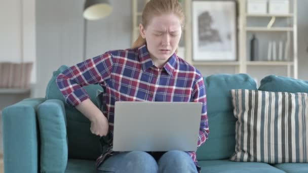 Young Woman Working on Laptop And having back pain - Materiaali, video