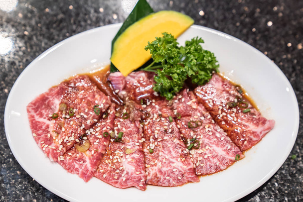 Raw premium wagyu beef meat for japanese yakiniku - Foto, immagini