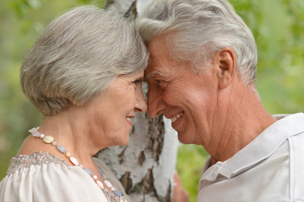 Old couple outdoors - Фото, зображення