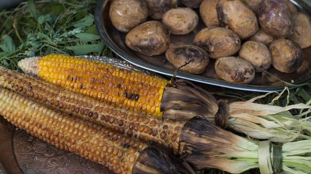 Baked corn and potatoes on the grill - Photo, Image