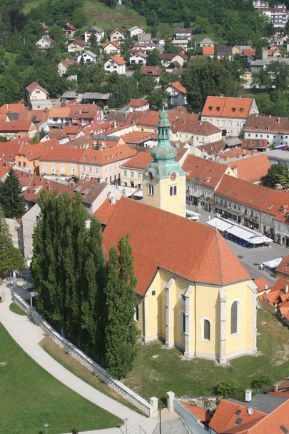 Igreja Paroquial de Santa Anastácia em Samobor, Croácia
 - Foto, Imagem