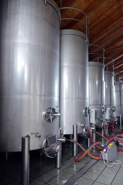 Stainless steel wine vats - Foto, Bild