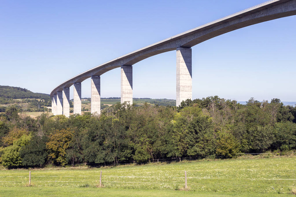 Koroshegy Viaduct u jezera Balaton v Maďarsku. - Fotografie, Obrázek
