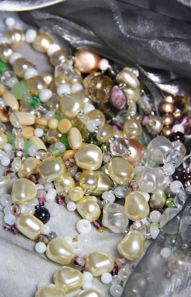 Mezcla de hermoso bijou de lujo y joyas
 - Foto, imagen