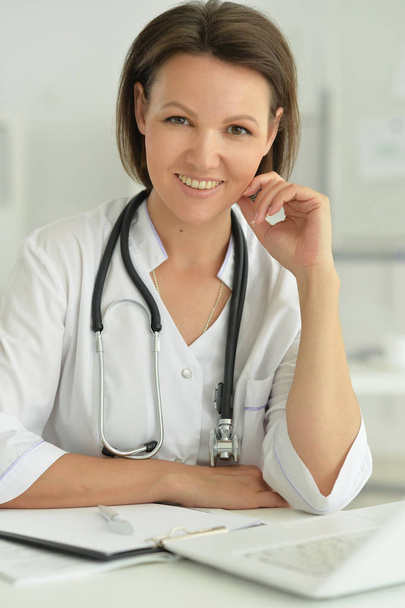 Portrait of  female doctor in hospital  - Фото, зображення