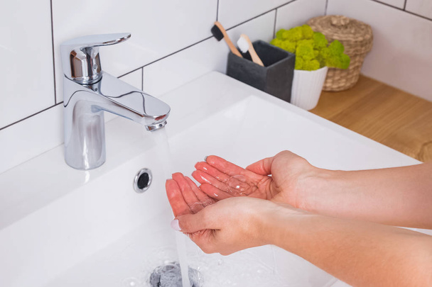 Process of washing hands close-up. - Foto, Imagem