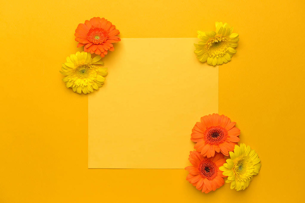 Blank card and beautiful gerbera flowers on color background - Fotoğraf, Görsel
