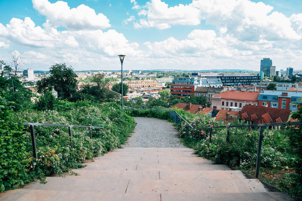 Denis Gardens and cityscape in Brno, Czech Republic - Φωτογραφία, εικόνα