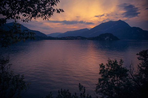 Bellagio Italia Como-järvi Sunset
 - Valokuva, kuva