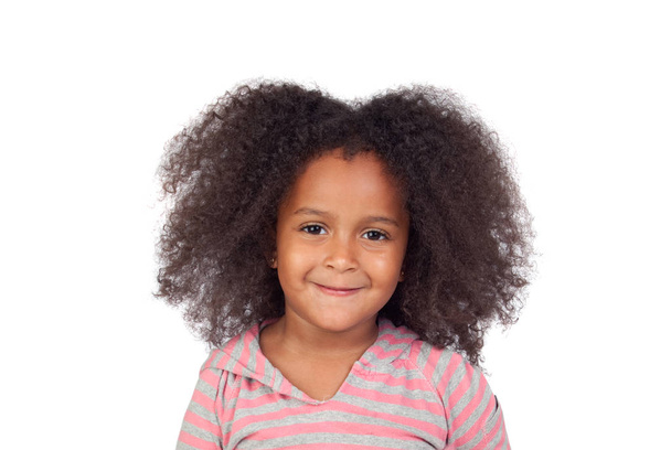 Adorable chica smal con peinado afro aislado sobre un fondo blanco
 - Foto, imagen