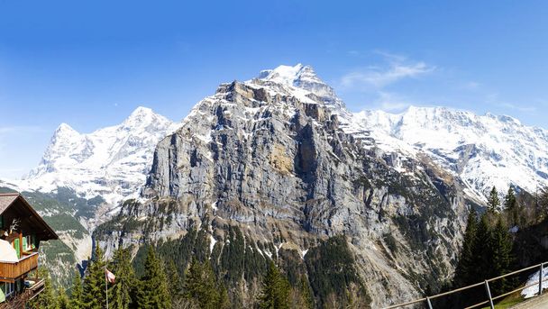schwarzmonch peak im berner oberland vom murren dorf aus gesehen - Foto, Bild