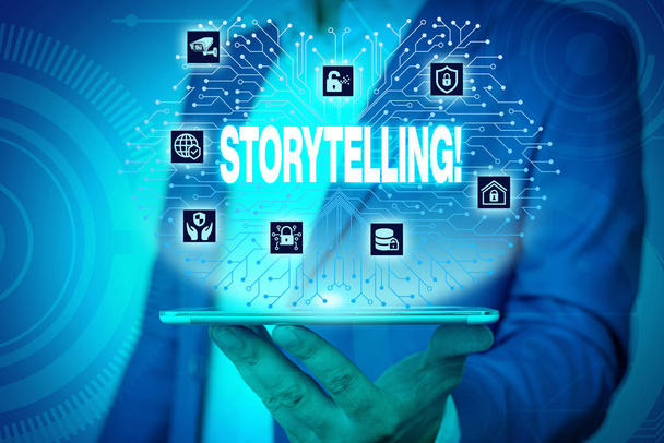 Znak tekstowy przedstawiający Storytelling. Konceptualna działalność zdjęciowa pisanie opowieści o publikacji ich do publicznego mężczyzna nosić strój służbowego pracy prezentacji za pomocą inteligentnego urządzenia. - Zdjęcie, obraz
