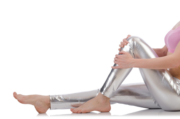 Vrouw benen met kousen op wit - Foto, afbeelding