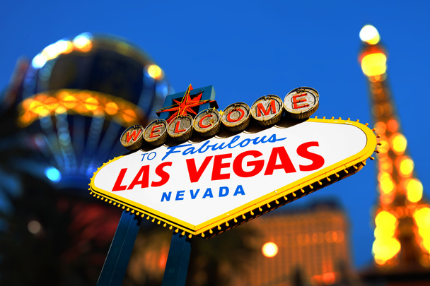 Las Vegas Firma con Vegas Strip sullo sfondo
 - Foto, immagini