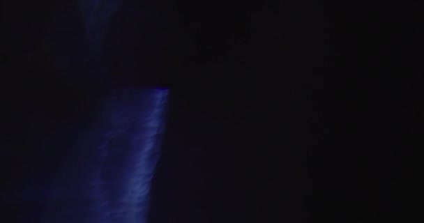 黒を背景にスタジオで撮影された本物のレンズフレア - 映像、動画