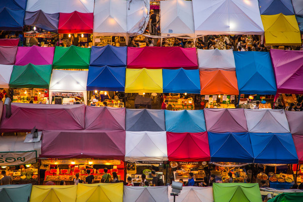 Rotfai vue sur le marché de nuit à Bangkok Thaïlande
 - Photo, image