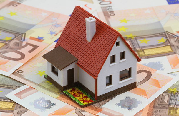 House on EUR banknotes  - Foto, imagen