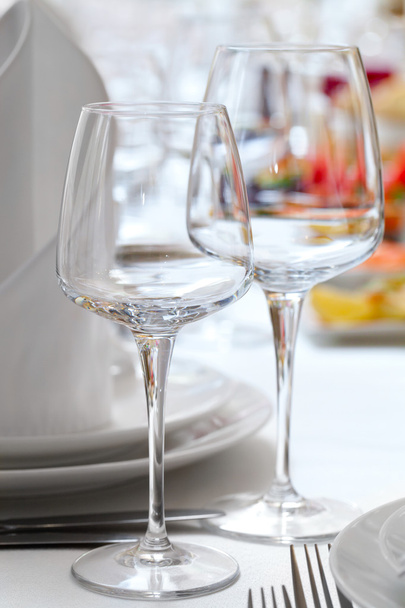 Empty glasses set in restaurant - Photo, Image