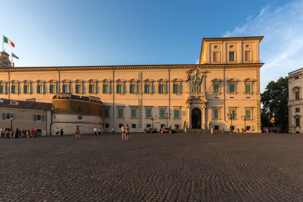 Sunset view of Piazza del Quirinale in Rome, Italy - 写真・画像