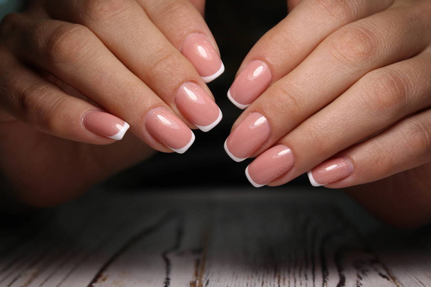 sexy manicure of nails on beautiful hands - Foto, Bild