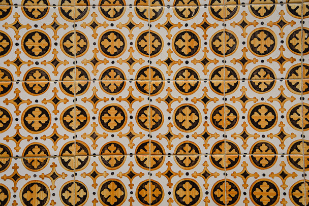 Lisbon, Portugal - Vintage azulejos, traditional Portuguese tiles - Foto, Imagen