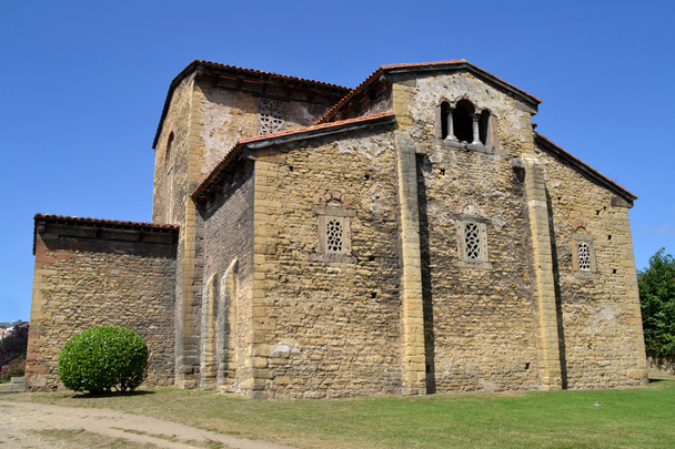 Iglesia de San Julián de los Prados
 - Foto, imagen