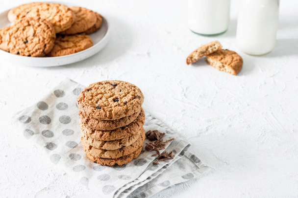 Classic oatmeal cookies with chocolate - Photo, Image