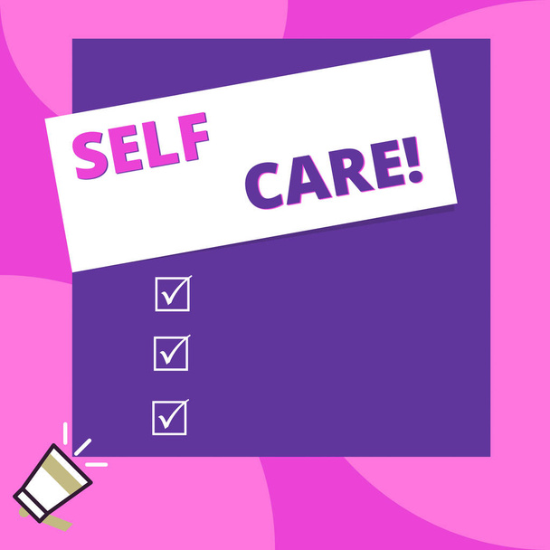 Słowo pisanie tekstu Self Care. Koncepcja biznesowa dla praktyki podejmowania działań w celu zachowania lub poprawy własnych zdrowia duży pusty kwadrat prostokąt trzymać powyżej małego megafon lewym rogu. - Zdjęcie, obraz