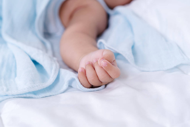 close up hand of baby  - Fotografie, Obrázek