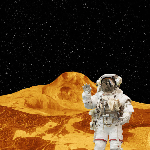 Astronauta na planecie alient. Elementy tego obrazu Furni - Zdjęcie, obraz