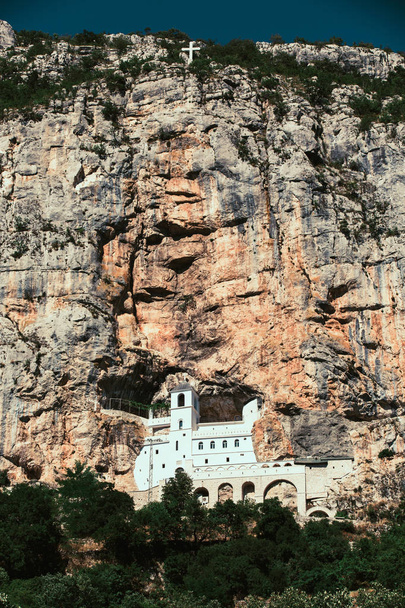 Kolostor Ostrog egy kolostor a szerb ortodox egyház com - Fotó, kép