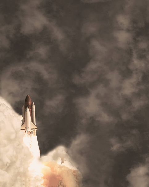 Une fusée volante. Les éléments de cette image fournis par la NASA
. - Photo, image
