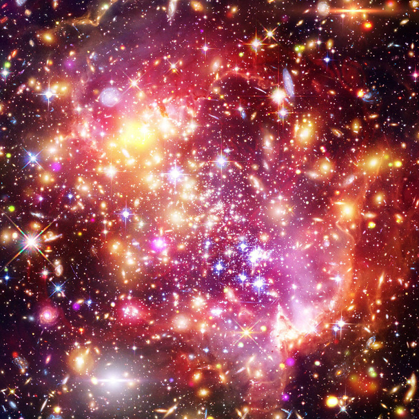 Galaxie, nébuleuse et gaz. Les éléments de cette image fournis par
  - Photo, image