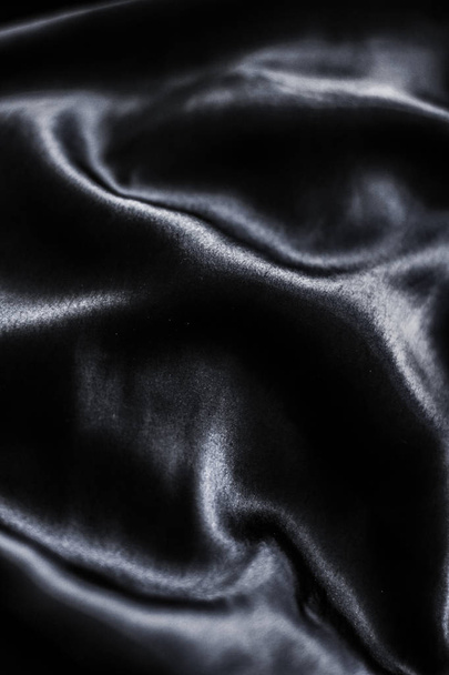 Lusso nero morbido seta flatlay sfondo texture, glamo vacanza
 - Foto, immagini