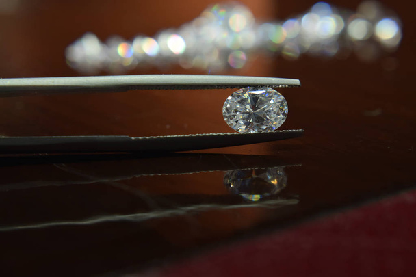  A beautiful diamond that is beautiful, shiny, clear, clean, made into a luxurious - Photo, Image