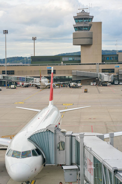 Zurich International Airport - Foto, Bild