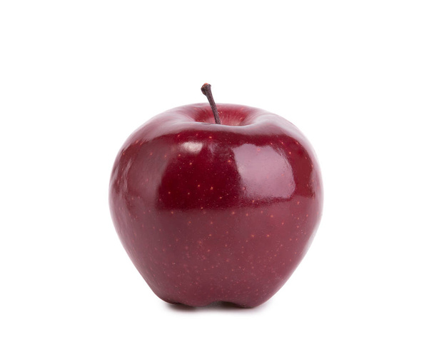 Красное яблоко изолировать крупным планом
. - Фото, изображение