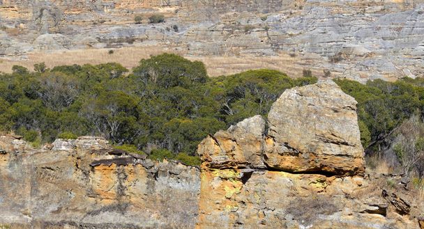 Parc national d'Isalo paysage canyon point de repère à Madagascar
 - Photo, image