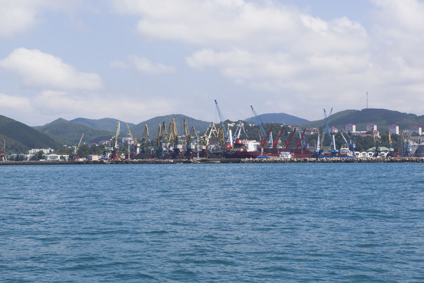 Sea port of Tuapse city and from the sea - Foto, afbeelding