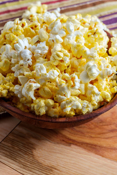 Popcorn del cinema
 - Foto, immagini