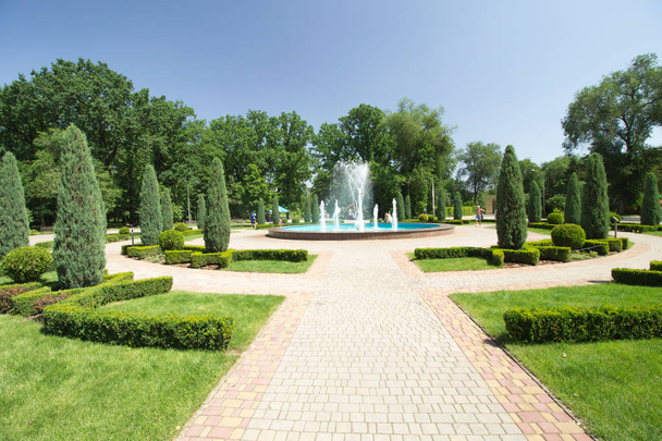 Kryvyi Rih, Ukraine - June 16, 2019:  Fountain in the city central park  - Zdjęcie, obraz