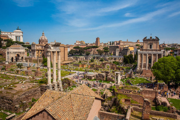 View of the ancient ruins of the Roman Forum in Rome - Photo, image