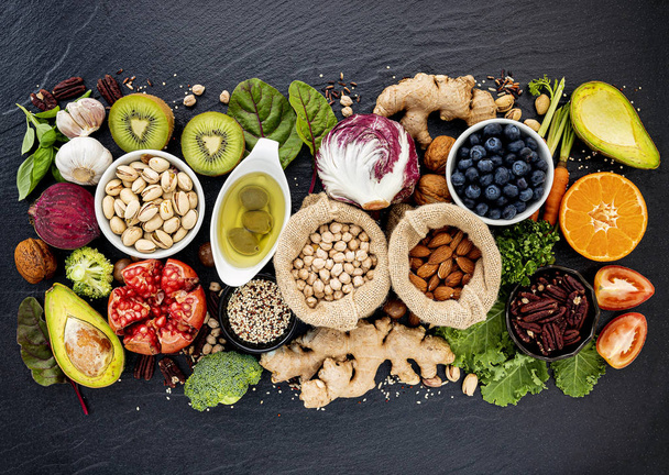 Sağlıklı gıdalar seçimi için Malzemeler. İyileşme kavramı - Fotoğraf, Görsel