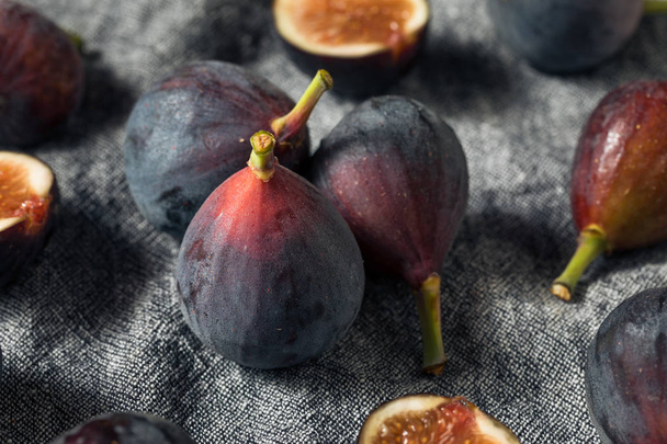 Raw Black Organic Figs - Fotografie, Obrázek
