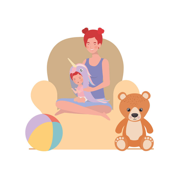 милая беременная мать с маленькой девочкой, сидящей на диване
 - Вектор,изображение